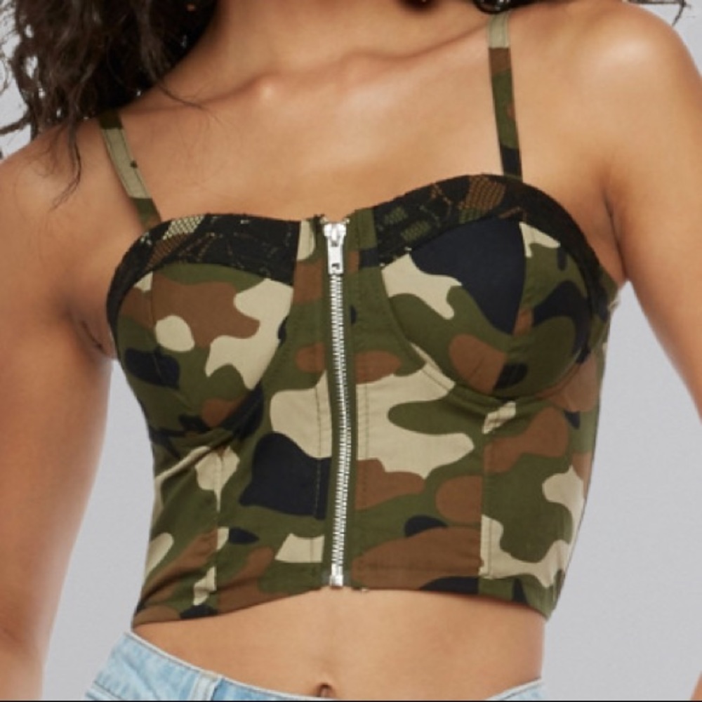 NWT - Camo Zip Front Lace Trim Bustier